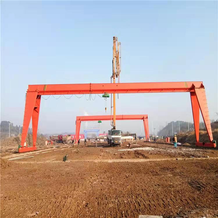 全包廂單梁葫蘆門(mén)式起重機(jī)的主梁不平整是什么原因造成的？怎么樣可以解決這個(gè)問(wèn)題?